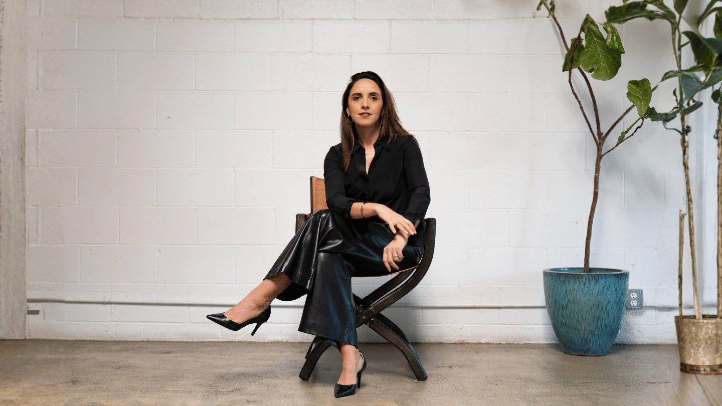 Why CEOs are invisible outside their company — Rhiannon Franz